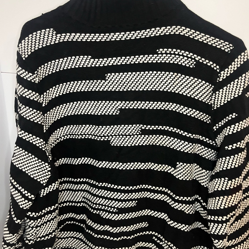 CHICOS Black and White Striped Women's open front mock neck cardigan size 3 - Picture 2 of 12